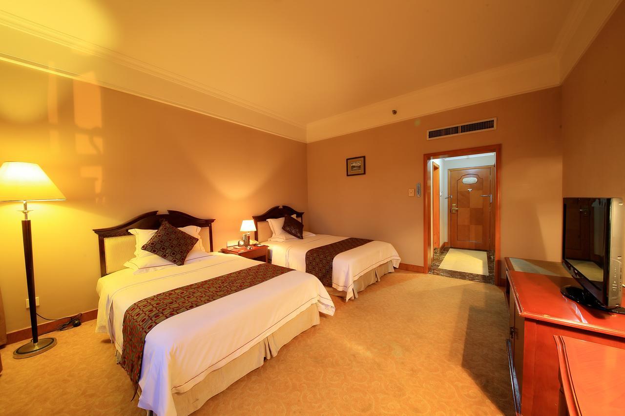 Country Garden Phoenix Hotel Jingmen Экстерьер фото