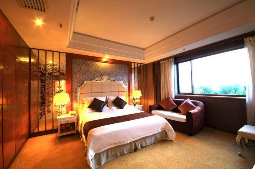 Country Garden Phoenix Hotel Jingmen Экстерьер фото