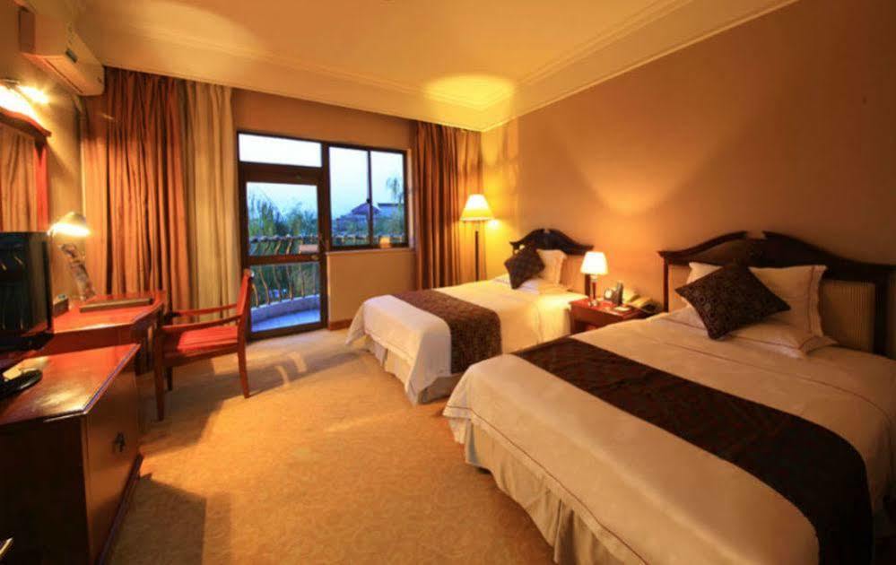 Country Garden Phoenix Hotel Jingmen Экстерьер фото